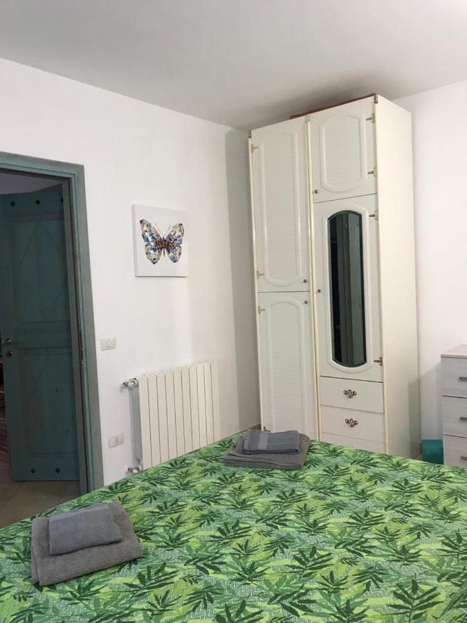 21 Via Del Faro Apartman Olbia Kültér fotó